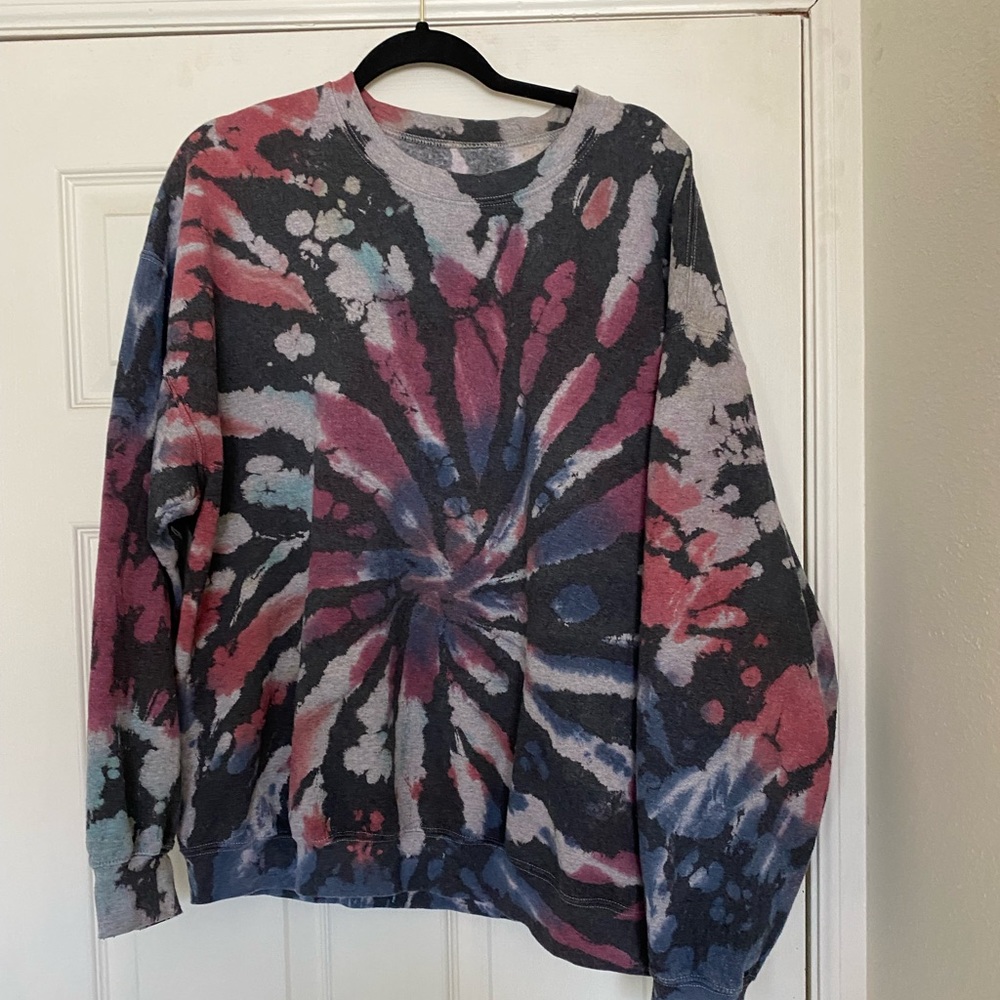 Urban Outfitters tie dye sweatshirt
